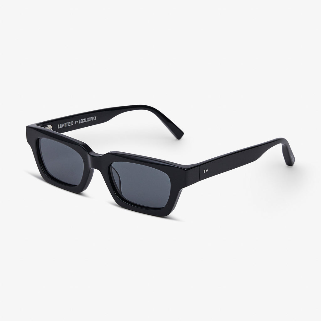Eyewearlabs l Unisex Polarized Sunglasses For Driving Sports and Adventure  l Black Lens l 100% UV Protected l Medium l Sub-Zero Black